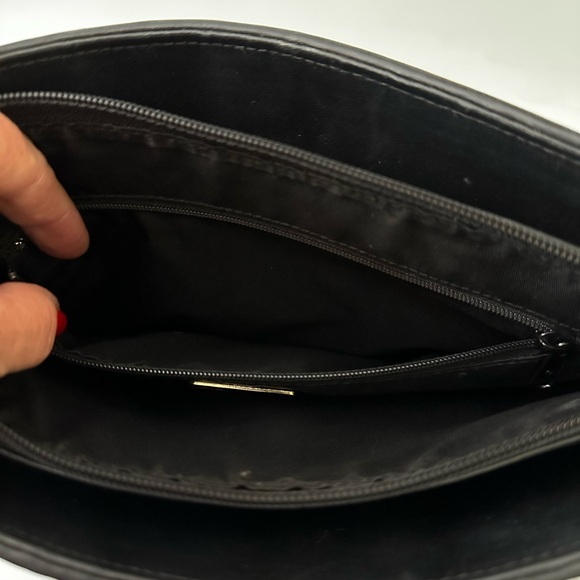 Elegant GANSON Black Woven Leather Shoulder Bag - Picture 7 of 8